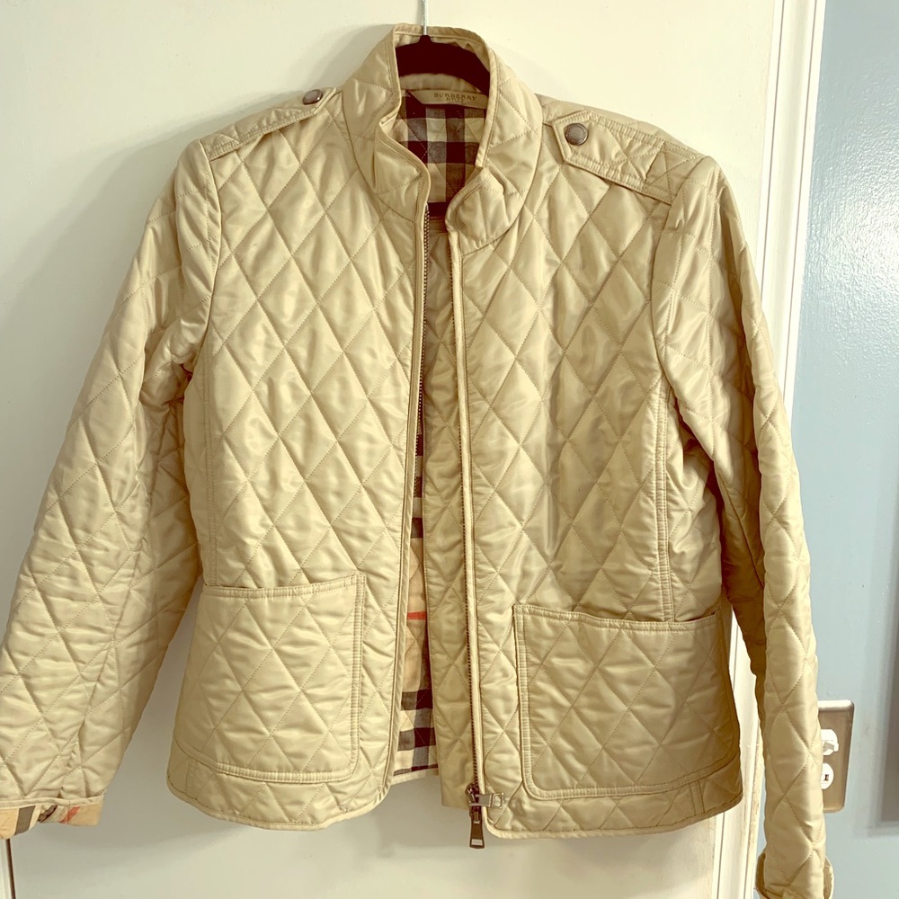 Burberry quilted jacket. Authentic!